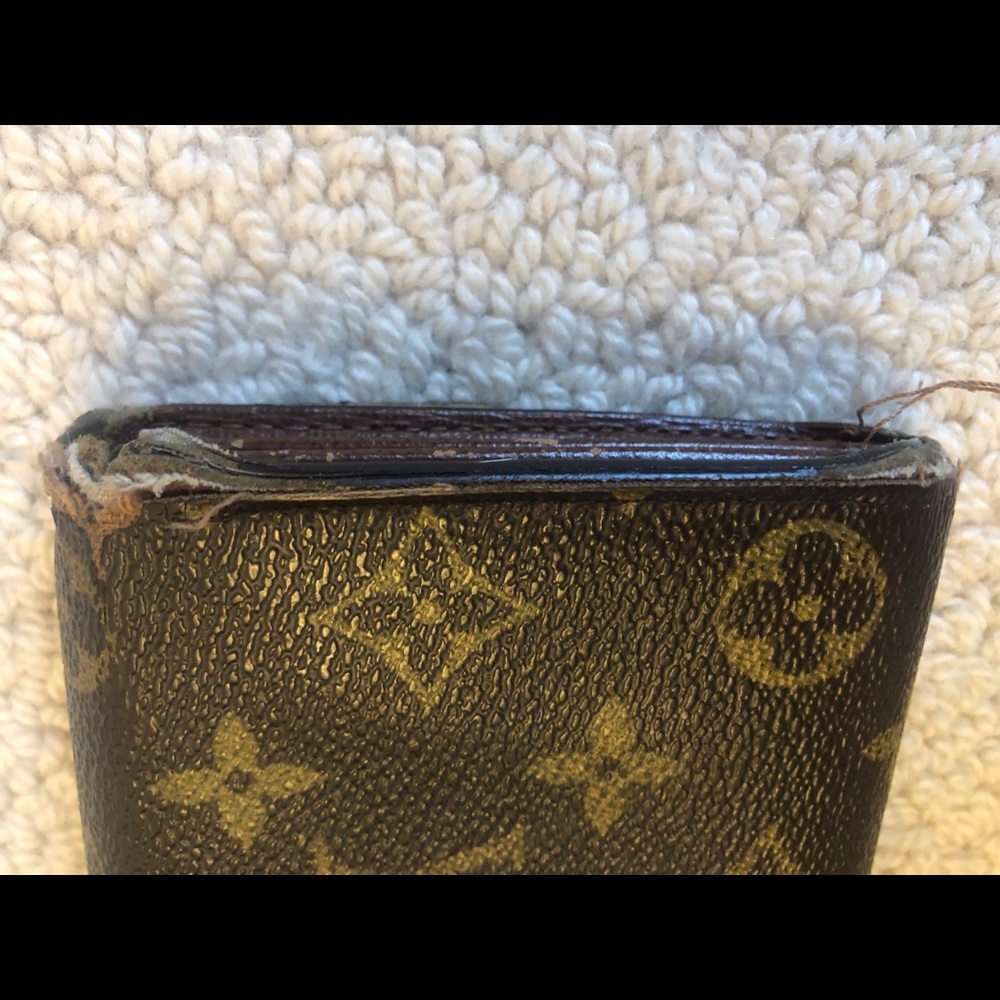 Authentic Louis Vuitton Monogram Snap Wallet - image 4